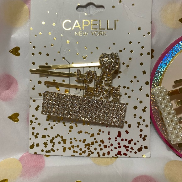 - New hair clips - Picture 8 of 8